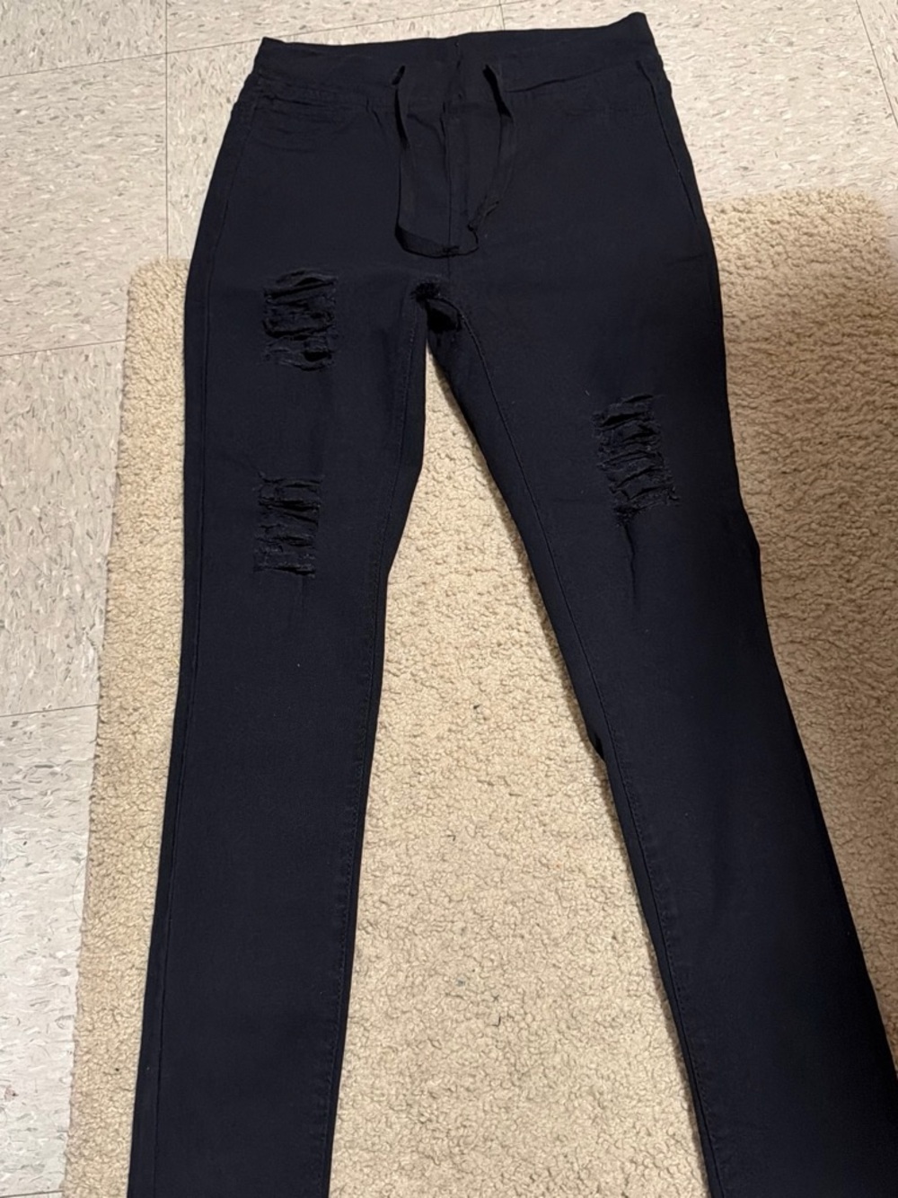 Black Women's Distressed Skinny Jeans - Stretch Ripped Detail